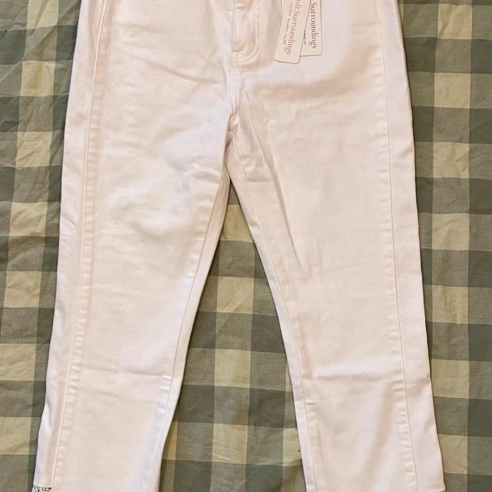 NWT Soft Surroundings White “The Ultimate High Rise Lace Hem Crop Jeans” 8 - Picture 10 of 10